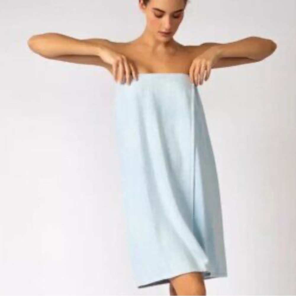 PJ Salvage Light Blue wrap around terry Towel - Picture 2 of 8